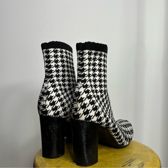 Checkered booties - Picture 2 of 2